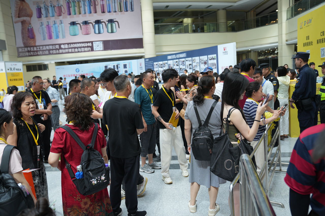 南宫NG282025中国（永康）杯壶厨具展览会暨跨境电商选品会浩大启幕共筑财产新(图6)